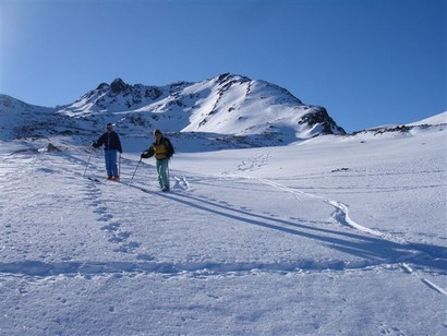 Lorenzo e Roberto durante la discesa dal Piz d'Urezza a circa 2400 m.