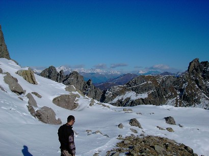 Guardando verso le Alpi Retiche dalle sponde del Lago Rotondo.