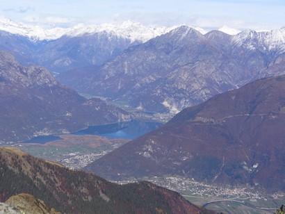 Val Chiavenna con Lago di Novate.