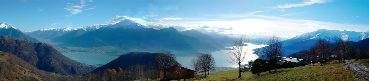 Veduta panoramica del Lago di Como e ingresso di Valtellina.