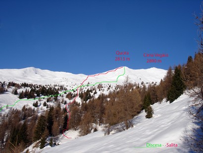 La Cima Vegàia 2890 m versante SE, dalla strada che sale alla Malga Pozze da Ortisè.