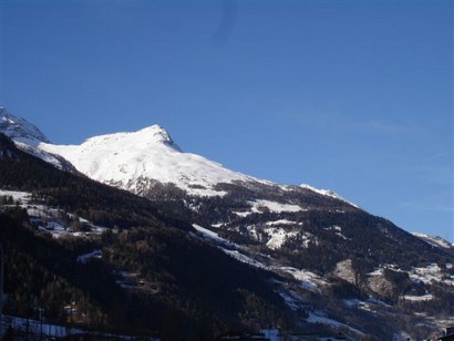 Il Curnasel 2808 m visto da Annunziata 981 m.