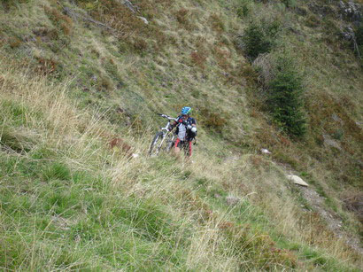 Bici a spinta. La pendenza  troppa!