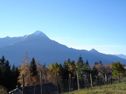 Legnone (a sinistra) e Legnoncino (a destra).