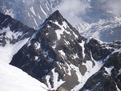 La Punta Sud dei Sassi Rossi 3101 m, versante WSW.