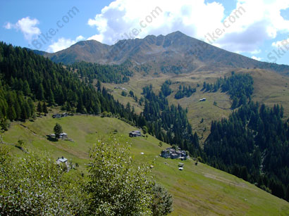 Guardando verso il Passo S. Marco.