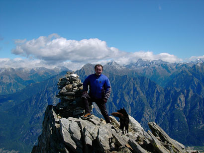 Sulla cima gonfiato dal vento.
