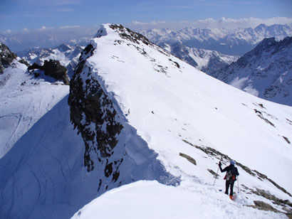 Cornice di neve sotto lo Scalino.