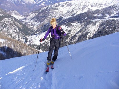 Milvia affronta gli ultimi passi per raggiungere la cima.