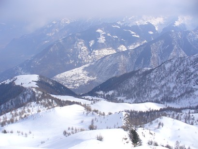 Vista verso il Monte Olano.