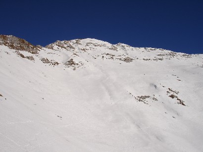 Il versante SW della Cima di Menna 2300 m.