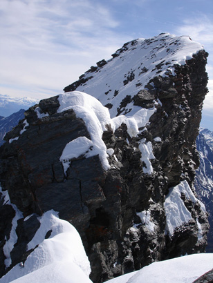 L'aerea cresta della Grande Rousse 3607 m.