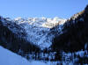 Guardando verso i pendii della salita.