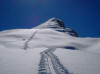 Finalmente la cima! Qualcuno è già sceso e altri sono davanti.