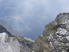 Tormenta sul Passo, sole in Bregaglia. Sullo sfondo S. Antonio.