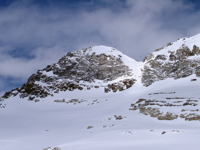 Lo Zapporthorn 3152 m, con il canale d'accesso alla cima.