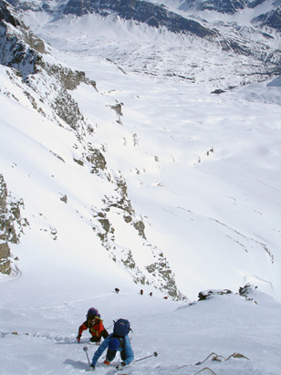 Durante la salita dal canale SE allo Zapporthorn 3152 m.