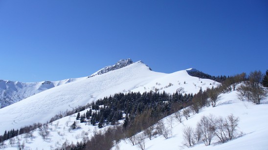 La cima sciistica del Generoso.