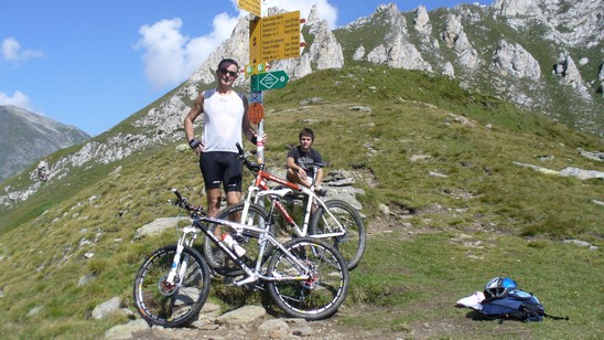 In posa al Passo Sole.