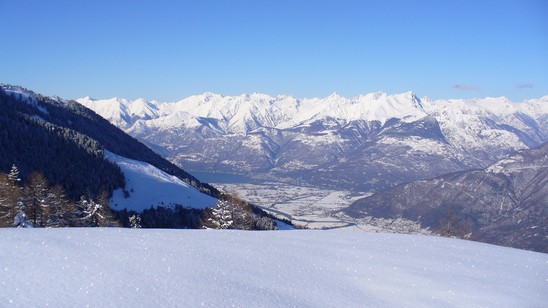 Vista sull alto Lario.