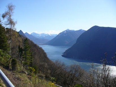 Panoramica sul Ceresio verso Porlezza.