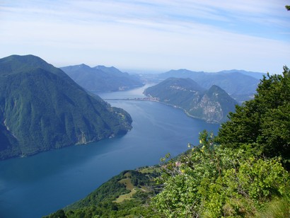 Vista grandiosa dal Sasso Rosso.