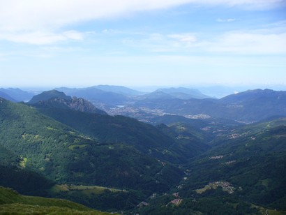 Vista dal Rifugio Gazzirola.