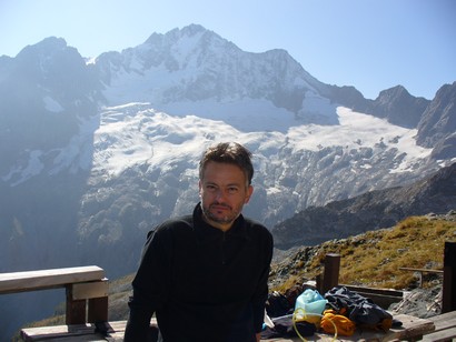 Fulvio in posa al rifugio.