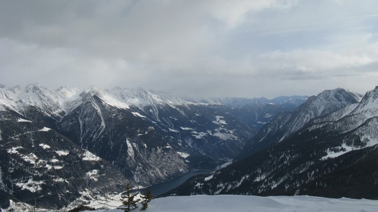 Vista dalla qt 2300 il lago di Poschiavo.