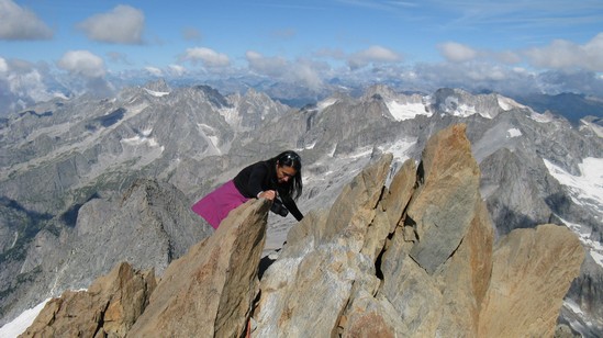 Laura sulle roccette.