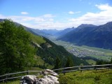Durante la salita da Celerina: panorama sulla piana di Samedan.