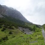 La salita che porta al Passo Alpisella.