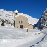 La chiesa di San Bernardo 1860 m (Val di Rezzalo).