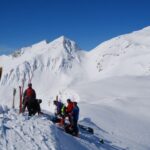 Sulla cima del Piz Cancan 2435 m, con l'anticima del Piz Cumbul 2800 m ca.