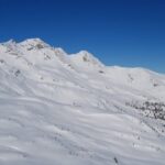 La Cima Malgina 2877 m a sx e la Cima dei Laghi 2794 m dalla cima del Piz Cancan 2435 m.